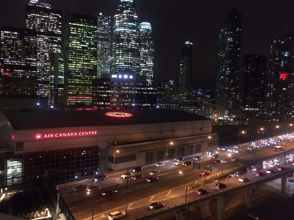 Pelican Suite At Harbour Plaza Toronto 0*,  Canada