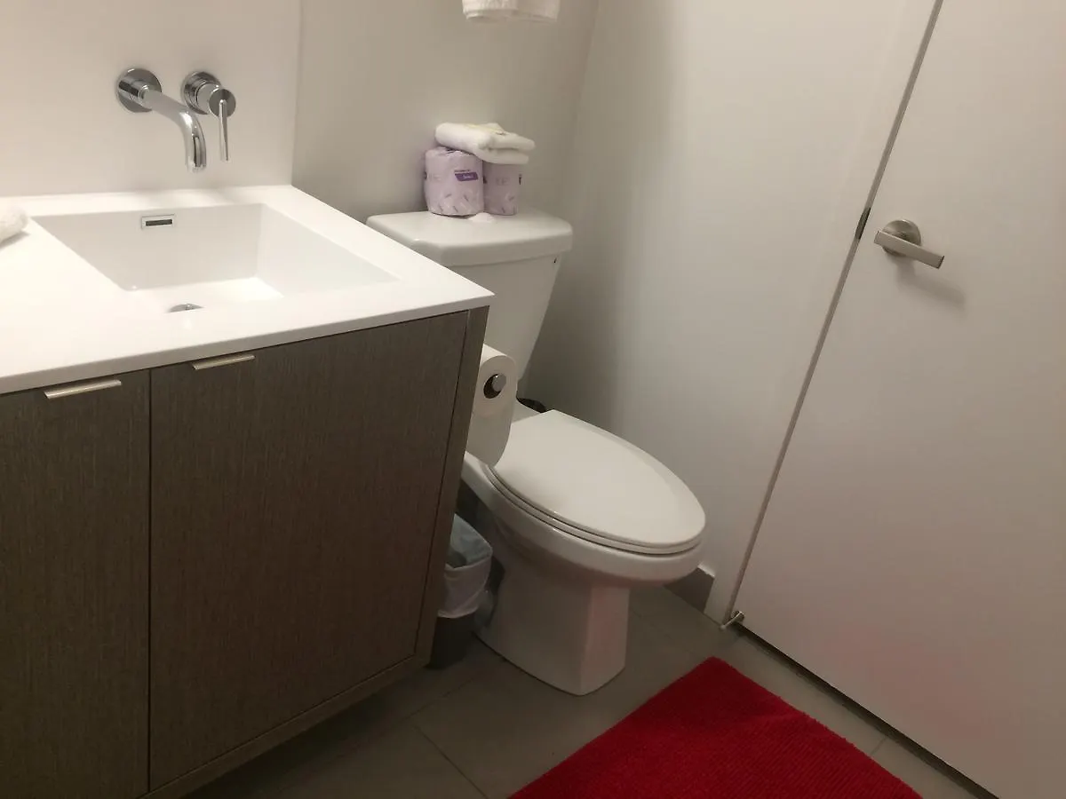 Pelican Suite At Harbour Plaza Toronto 0*,